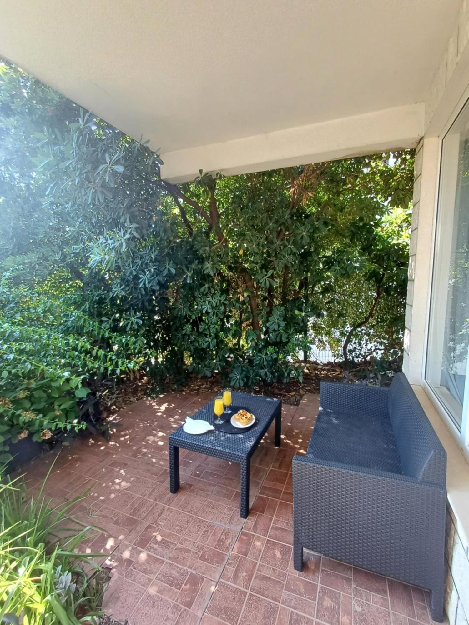 Bluebay Studio Apartment Mlini Extérieur photo
